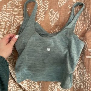 Lulu sports bra /cropped